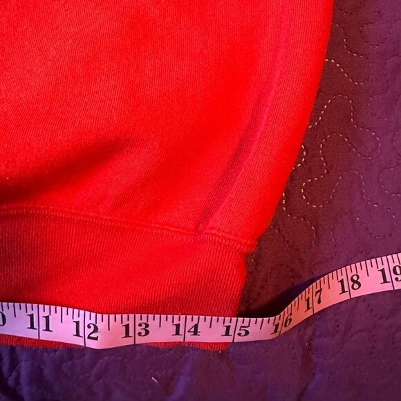 Vintage Waikiki Beach Hawaii HI Sweatshirt Size Medium VTG Red Color Stitched - Picture 6 of 6